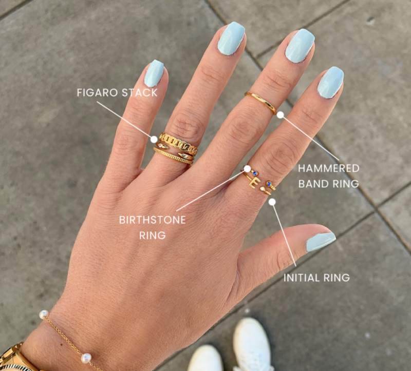 【小圈分享】Pretty Nails And Gold Rings 漂亮的美甲和搭配的Stack Rings 戒指